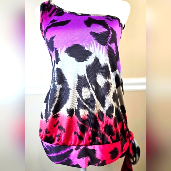 VENUS Tops - VENUS Purple and Black Animal Print Top Size Small.